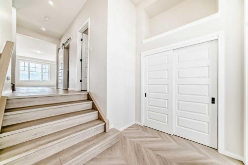 641 Windrow Manor Sw, Airdrie, AB - Indoor Photo Showing Other Room