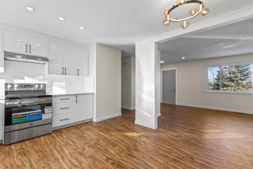 531 64 Avenue Nw, Calgary, AB - Indoor Photo Showing Kitchen