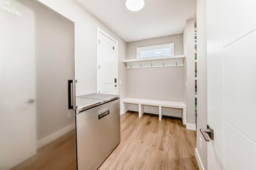 80 Vantage Drive, Cochrane, AB - Indoor