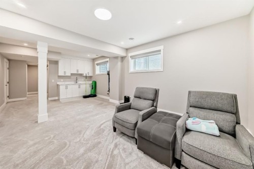 80 Vantage Drive, Cochrane, AB - Indoor
