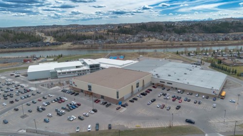 80 Vantage Drive, Cochrane, AB - Outdoor With Body Of Water With View