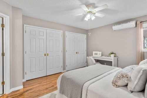 1311-1311 Hawksbrow Point Nw, Calgary, AB - Indoor Photo Showing Bedroom