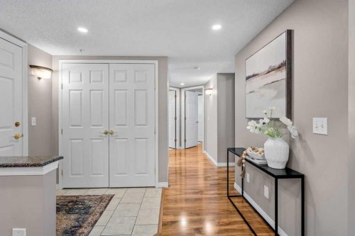 1311-1311 Hawksbrow Point Nw, Calgary, AB - Indoor Photo Showing Other Room