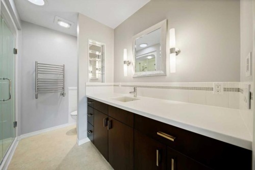 159 Malibou Road Sw, Calgary, AB - Indoor Photo Showing Bathroom