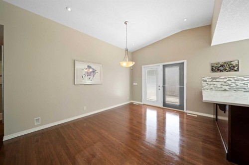 159 Malibou Road Sw, Calgary, AB - Indoor Photo Showing Other Room