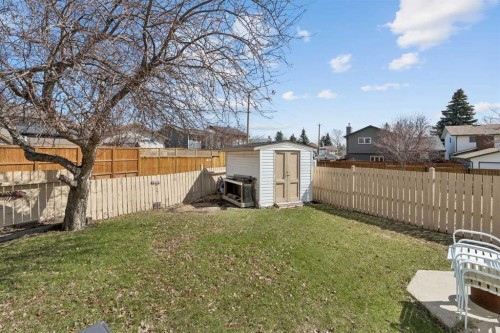 40 Scenic Place Nw, Calgary, AB - Outdoor