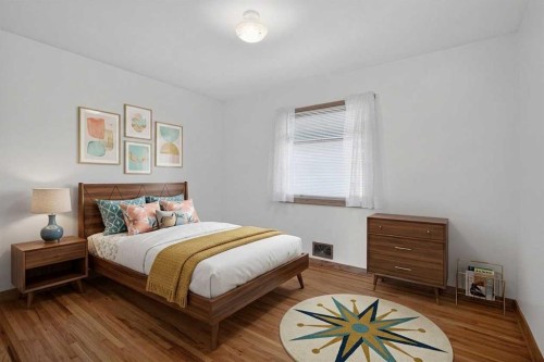 2416 38 Street Sw, Calgary, AB - Indoor Photo Showing Bedroom