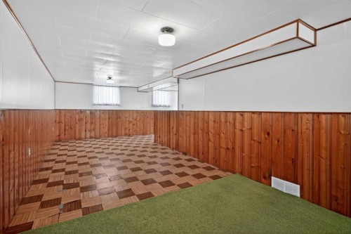 2416 38 Street Sw, Calgary, AB - Indoor Photo Showing Other Room