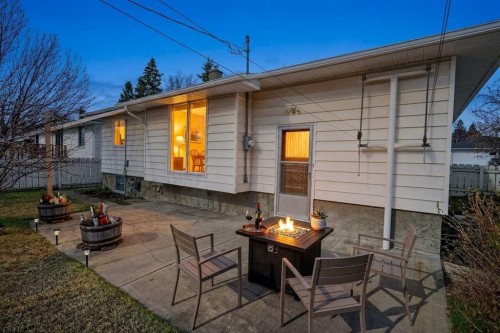2416 38 Street Sw, Calgary, AB - Outdoor With Exterior