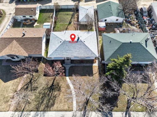 2416 38 Street Sw, Calgary, AB - Outdoor