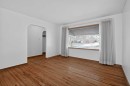 2416 38 Street Sw, Calgary, AB  - Indoor Photo Showing Other Room 