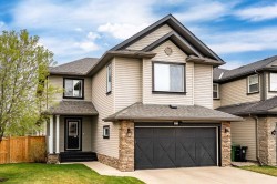 67 Kingsland Heights SEAirdrie, AB T4A 0A3