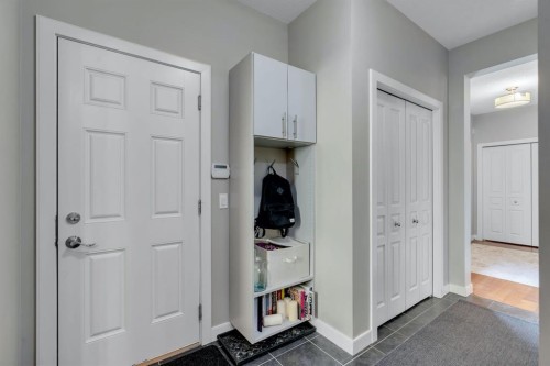 52 West Coach Court Sw, Calgary, AB - Indoor Photo Showing Other Room