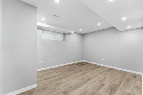 507 17 Avenue Nw, Calgary, AB - Indoor