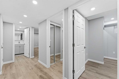 507 17 Avenue Nw, Calgary, AB - Indoor Photo Showing Other Room