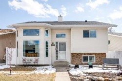 1771 Meadowbrook Drive SEAirdrie, AB T4A 2A4