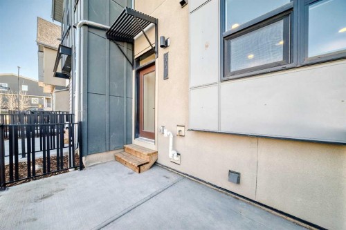 904-30 Rochester View Nw, Calgary, AB -  With Exterior