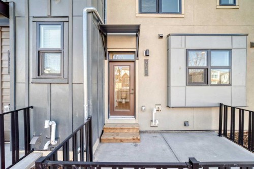 904-30 Rochester View Nw, Calgary, AB - Outdoor With Exterior