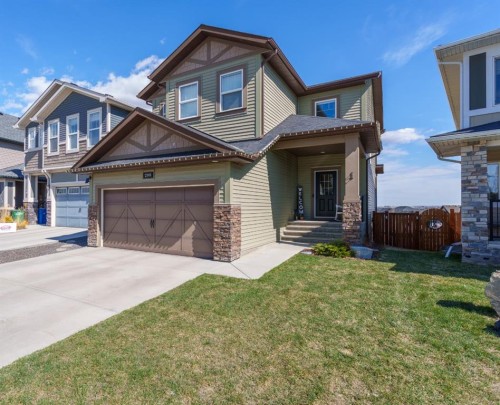 299 Hillcrest Heights SW Airdrie, AB T4B 3Z2