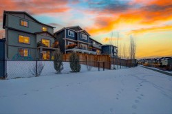 299 Hillcrest Heights SWAirdrie, AB T4B 3Z2