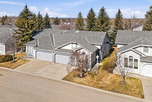 35 Douglasview Park Se, Calgary, AB - Outdoor