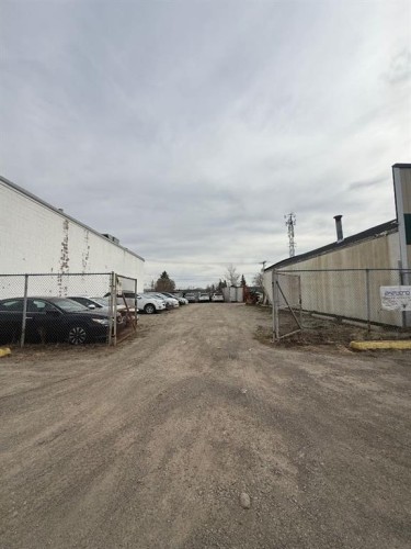 5101 20 Avenue Se, Calgary, AB 