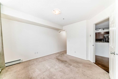 4305-115 Prestwick Villas Se, Calgary, AB - Indoor Photo Showing Other Room