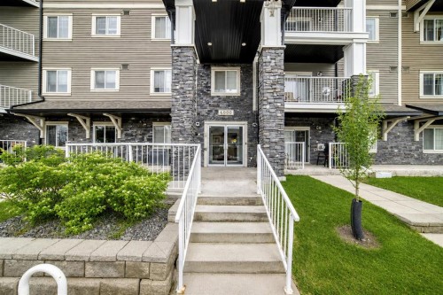 4305-115 Prestwick Villas Se, Calgary, AB - Outdoor With Balcony