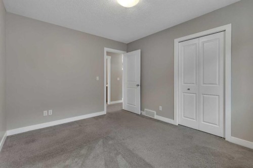 175 Brightoncrest Point Se, Calgary, AB - Indoor Photo Showing Other Room