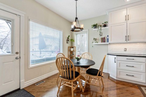 4 Cimarron Trail, Okotoks, AB - Indoor Photo Showing Dining Room