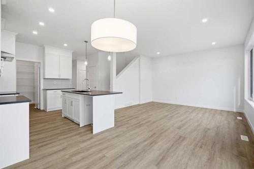 229 Dawson Wharf Road, Chestermere, AB - Indoor Photo Showing Kitchen