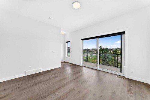 3101-55 Lucas Way Nw, Calgary, AB - Indoor Photo Showing Other Room
