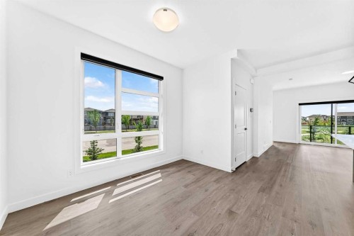 3101-55 Lucas Way Nw, Calgary, AB - Indoor Photo Showing Other Room