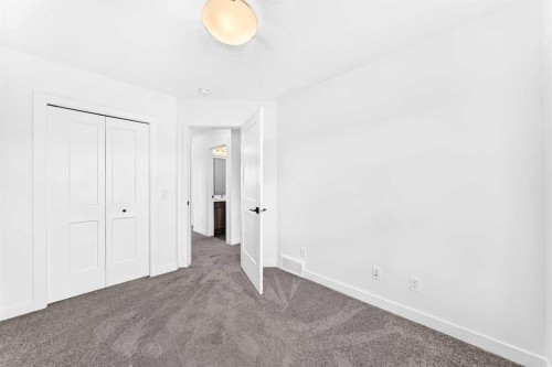 3101-55 Lucas Way Nw, Calgary, AB - Indoor Photo Showing Other Room
