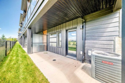 3101-55 Lucas Way Nw, Calgary, AB - Outdoor With Exterior