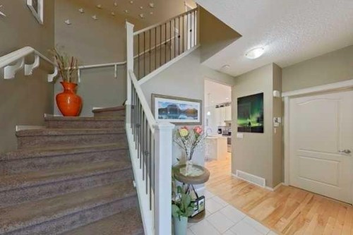 28 Cranarch Crescent Se, Calgary, AB 