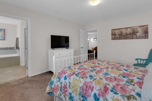 28 Cranarch Crescent Se, Calgary, AB 