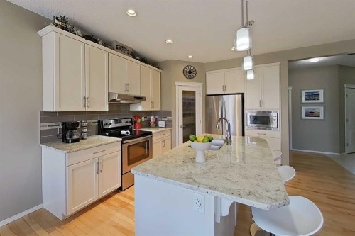 28 Cranarch Crescent Se, Calgary, AB 