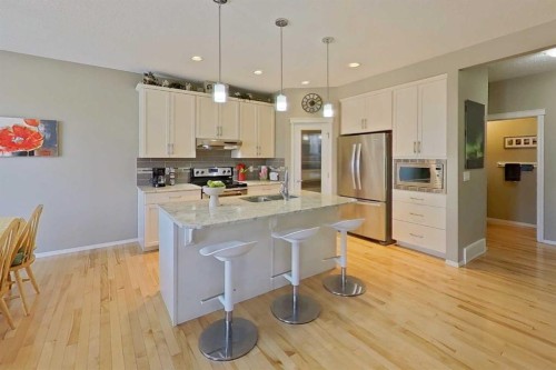 28 Cranarch Crescent Se, Calgary, AB 