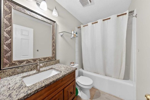 110 Martha'S Haven Green Ne, Calgary, AB - Indoor Photo Showing Bathroom