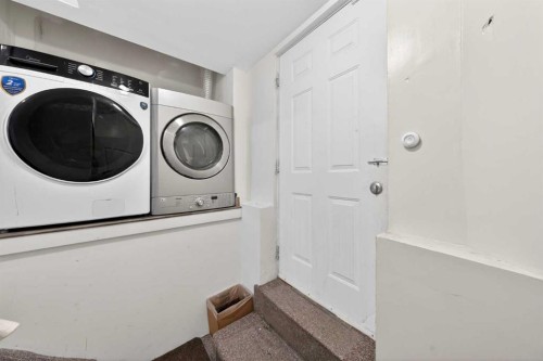 110 Martha'S Haven Green Ne, Calgary, AB - Indoor Photo Showing Laundry Room