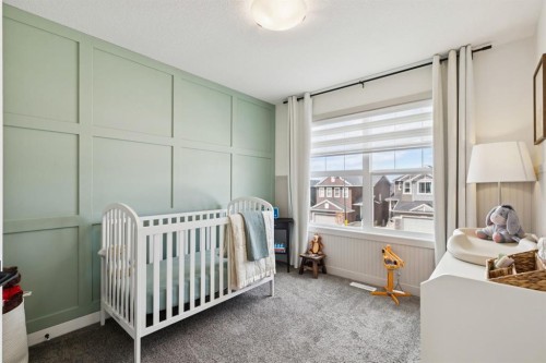 36 Crestbrook Link Sw, Calgary, AB - Indoor Photo Showing Bedroom