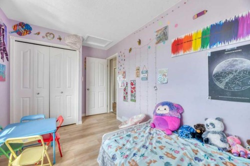 389 Strathford Crescent, Strathmore, AB - Indoor Photo Showing Bedroom