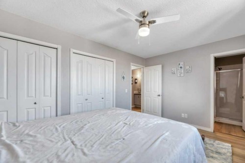 389 Strathford Crescent, Strathmore, AB - Indoor Photo Showing Bedroom