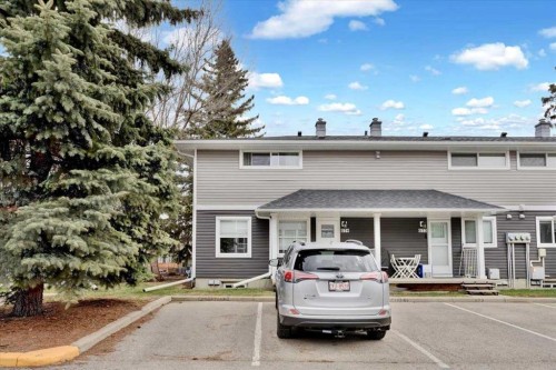 674 Regal Park Ne, Calgary, AB - Outdoor