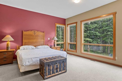 214 Eagle Point, Canmore, AB - Indoor Photo Showing Bedroom
