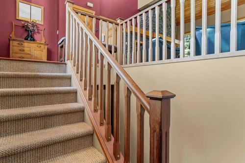 214 Eagle Point, Canmore, AB - Indoor Photo Showing Other Room