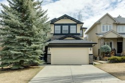 42 Cresthaven Way SW Calgary, AB T3B 5X8