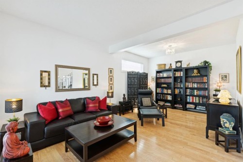 42 Cresthaven Way Sw, Calgary, AB 
