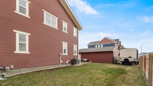 995 Mahogany Boulevard Se, Calgary, AB 